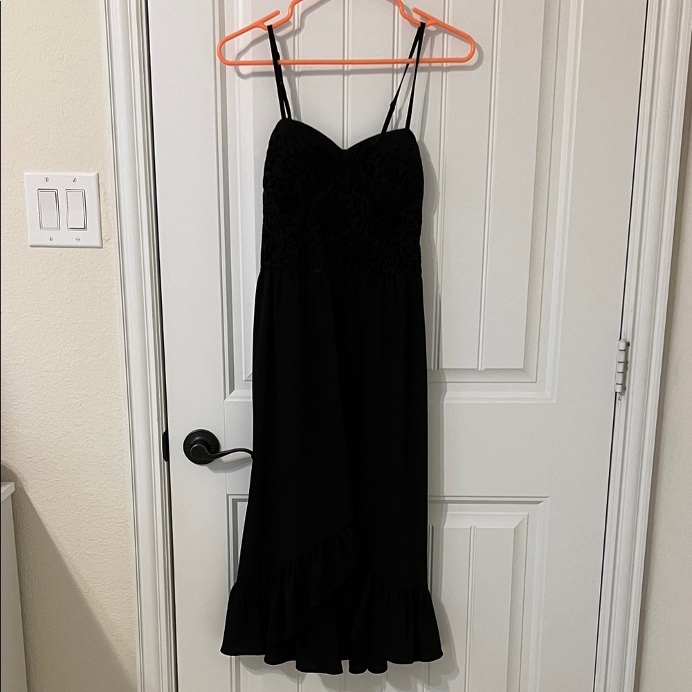 Elegant Black Lace Dress